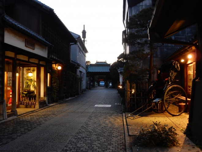 川越門前町の夕暮れ